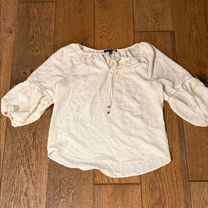 Adrienne Vittadini Cream Blouse with Puff Sleeves